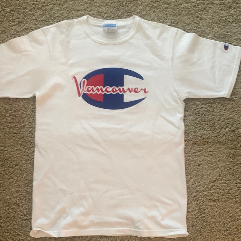Champion T-shirt